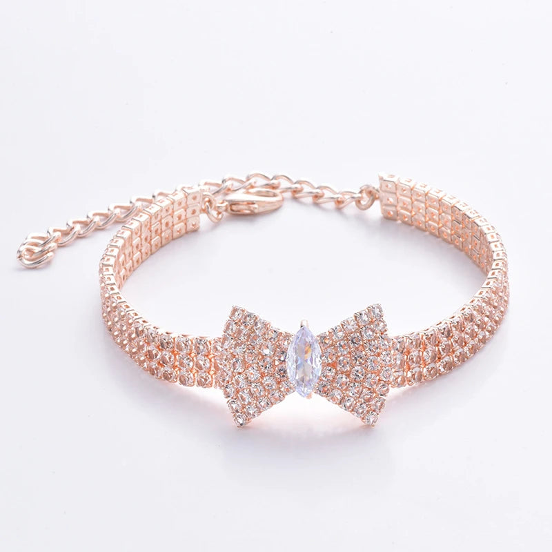 collier rose chien